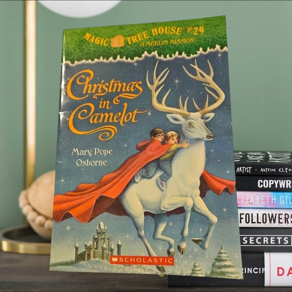 Magic Tree House #29 (Merlin Mission #1): Christmas in Camelot (Paperback)